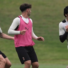 爱游戏app-亚特兰大客场逆袭，击败维罗纳拿下三分()