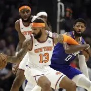 aiyouxi sports-武汉卓尔压哨反扑，痛失险胜保住积分(字母哥压哨绝杀雄鹿险胜步行者)